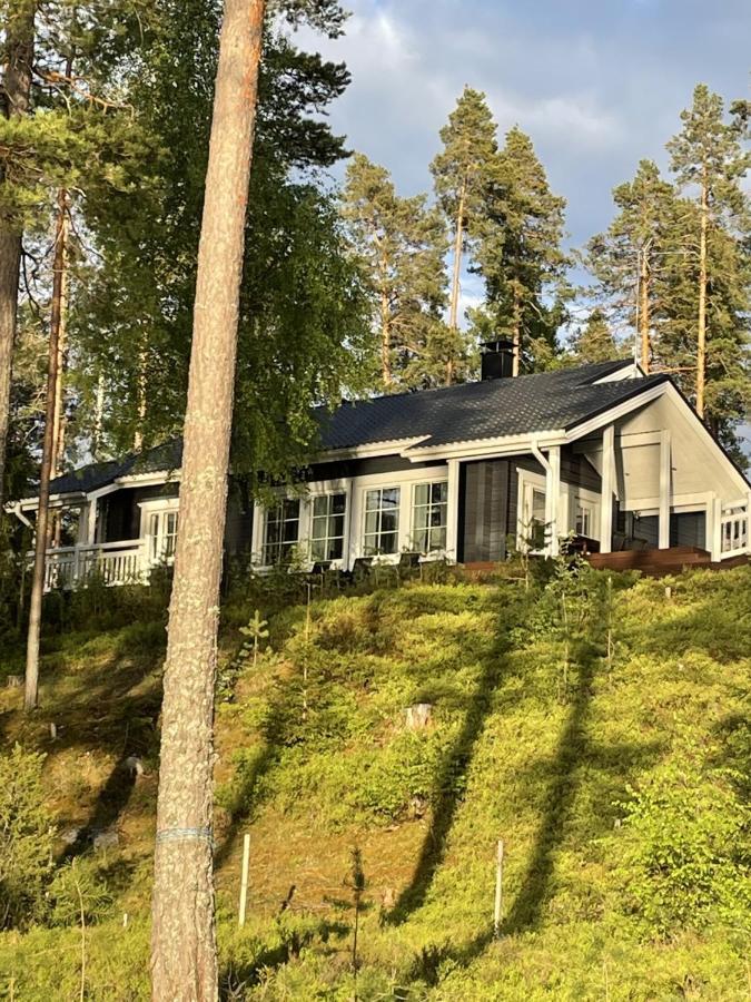 Elegant Villa On The Shore Of Lake Saimaa Лапеенранта Екстериор снимка